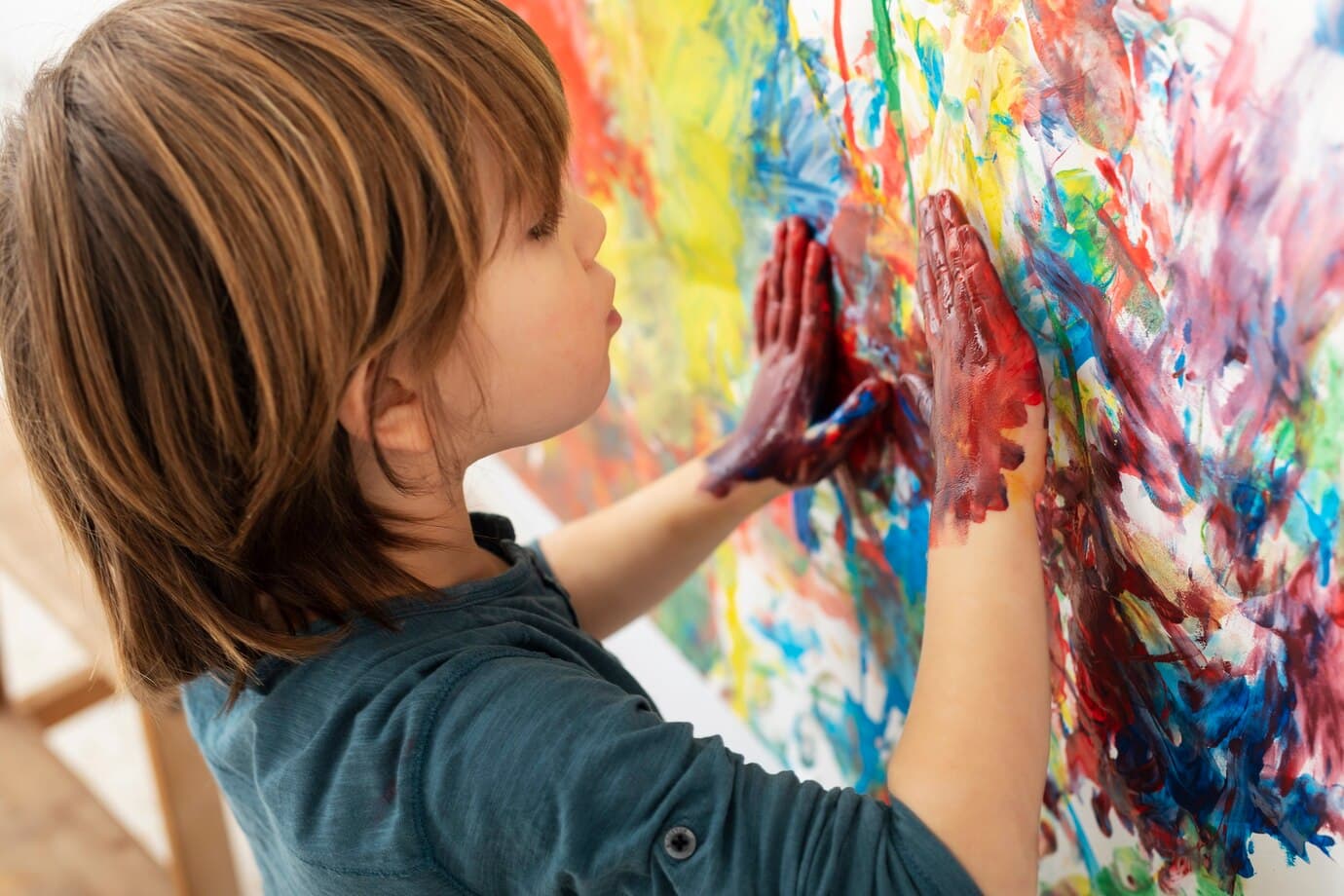 Why Children Should Be Taught Art from an Early Age